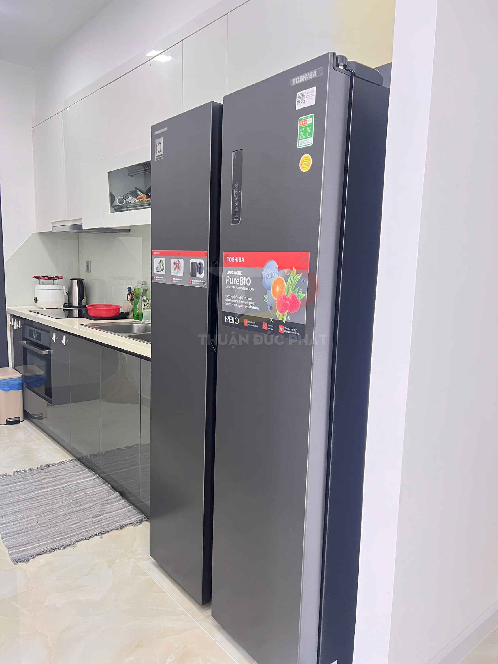 Bán căn hộ Vinhomes Golden River Aqua 2 full nội thất 2 phòng ngủ view Landmark 81 giá 11.5 tỷ chi tiết đầy đủ nhất